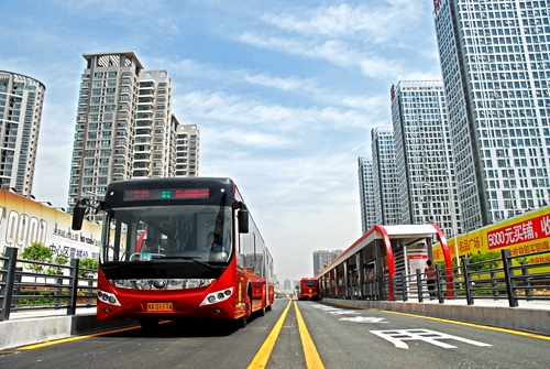 BRT公交车辆_副本.jpg